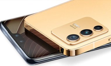 भारत में Launch हुआ, पहला 3D Curved Display और Color बदलने वाला Smartphone? जाने इस Smartphone के बारे में?